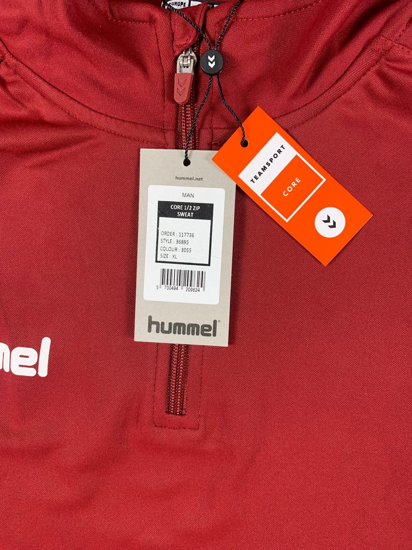 Hummel Half Zip Sweater in Dunkelrot