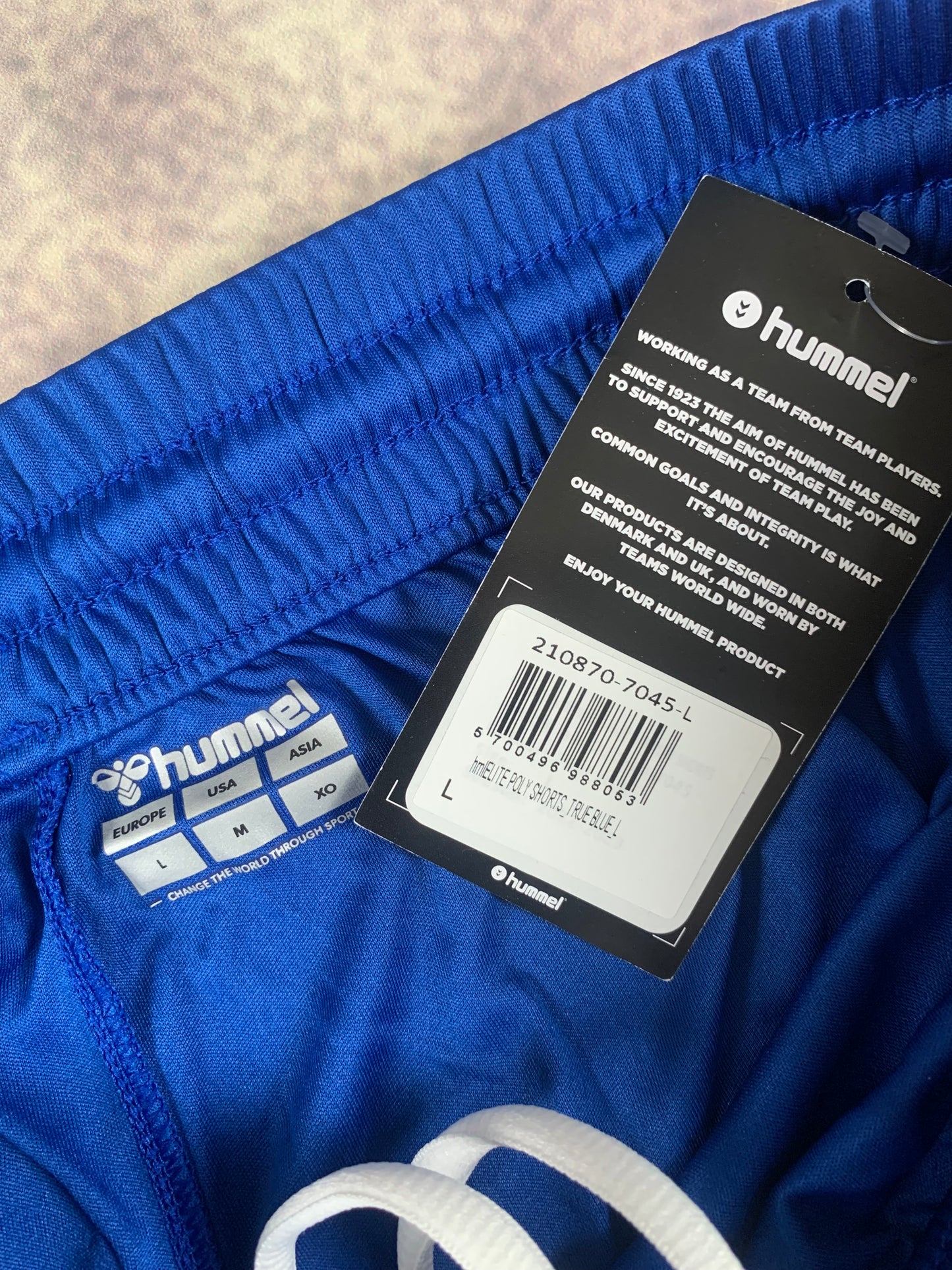 Hummel Shorts in Blau