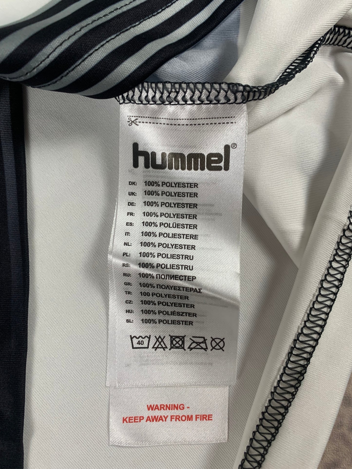 Hummel Kinder-Trikot in Weiß/Schwarz
