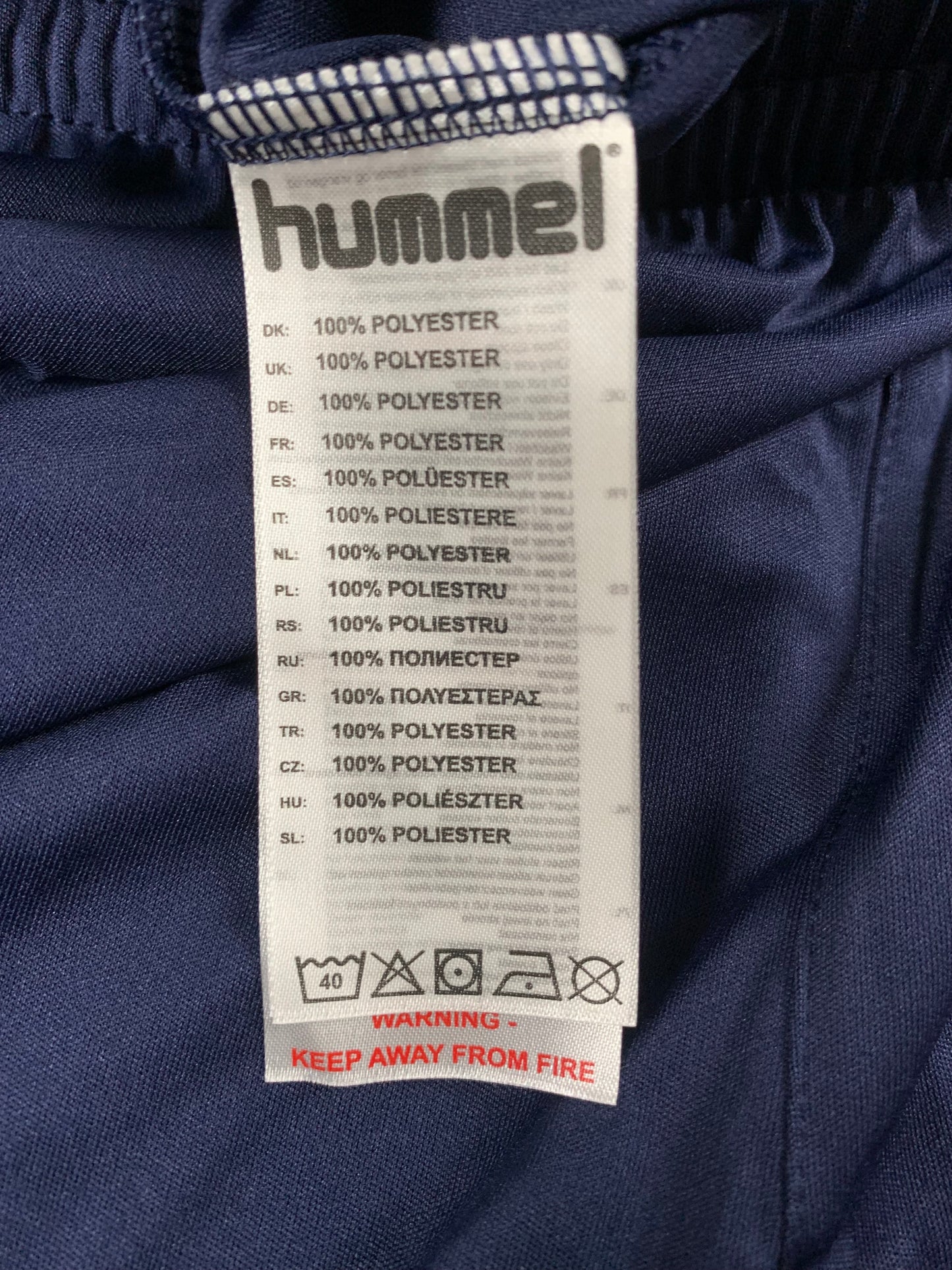 Hummel Shorts in Dunkelblau