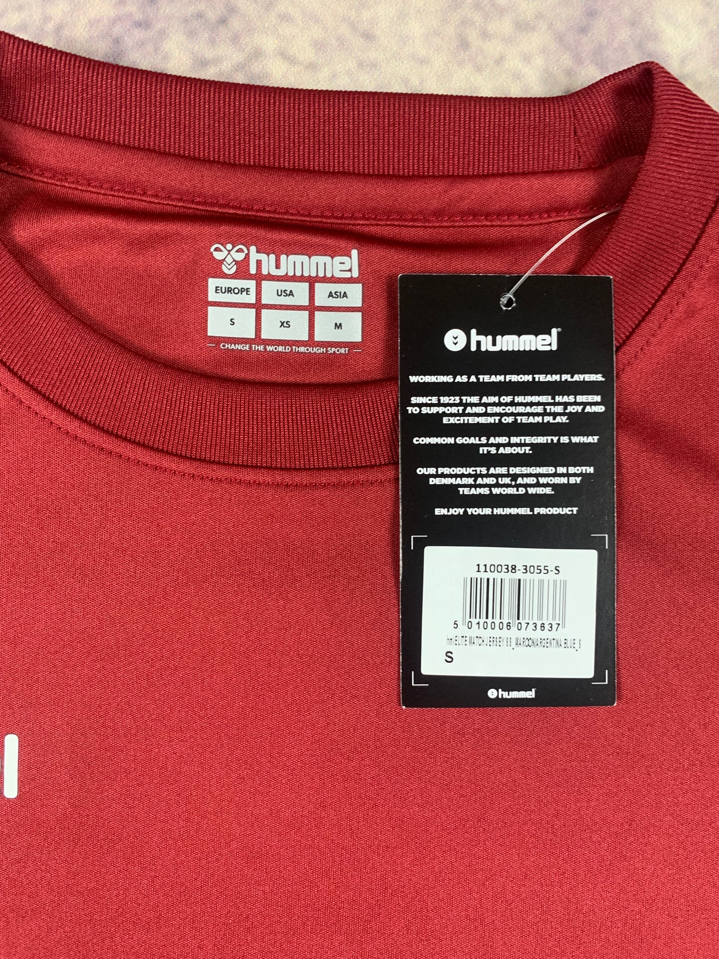 Hummel Trikot in Dunkelrot/Hellblau