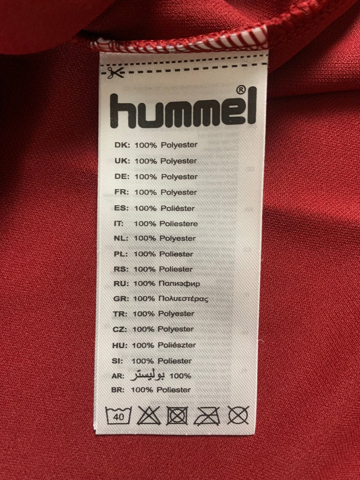 Hummel Half Zip Sweater in Dunkelrot