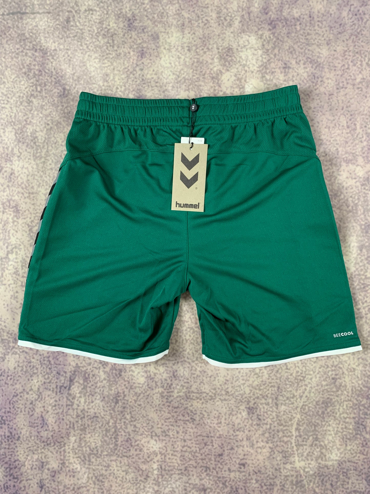 Hummel Kinder-Shorts in Dunkelgrün