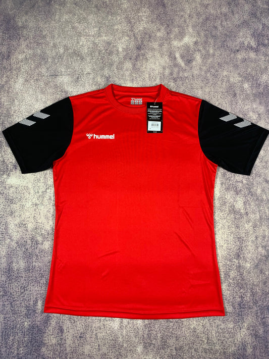 Hummel Trikot in Rot/Schwarz