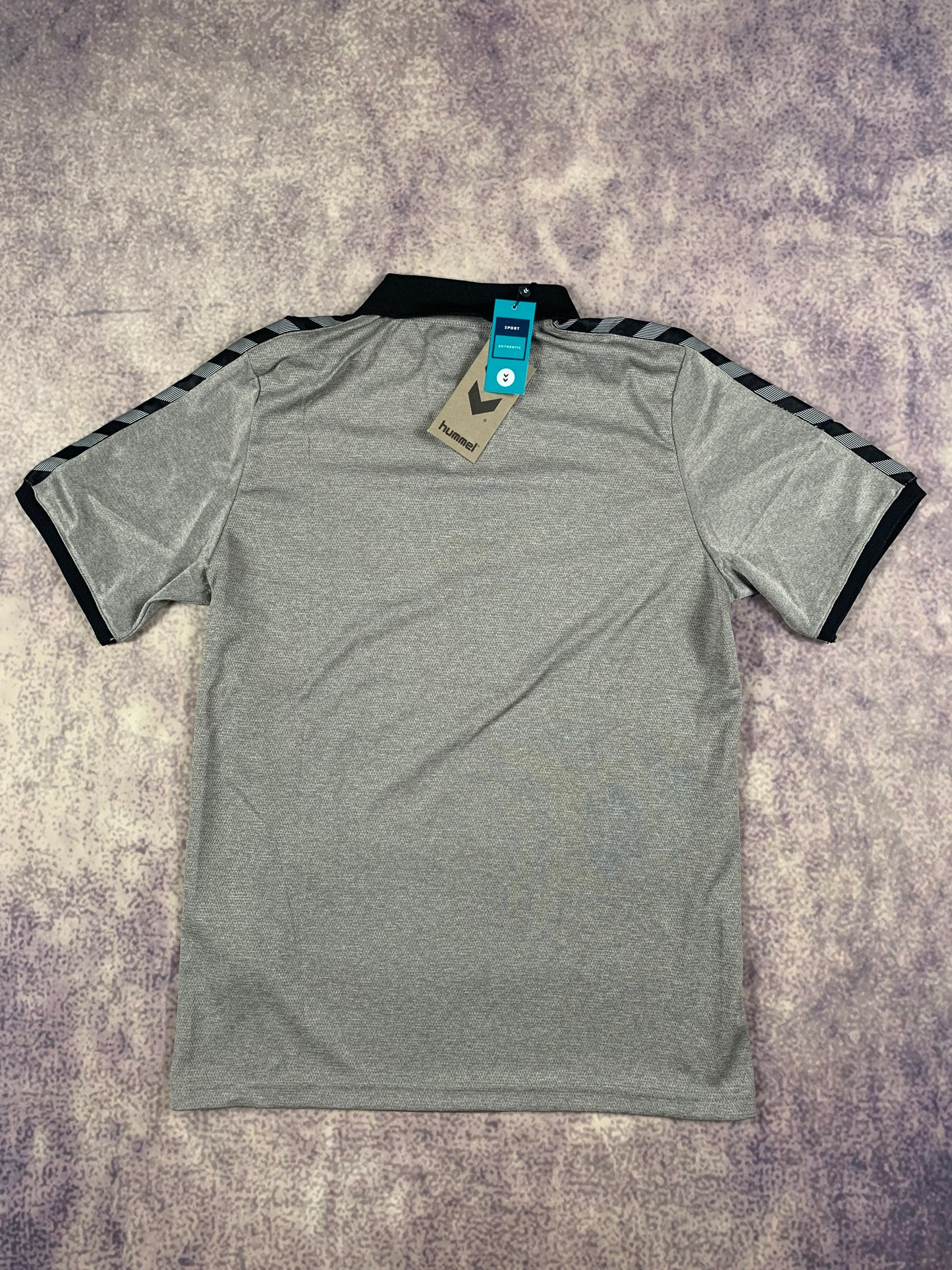 Hummel Poloshirt in Grau