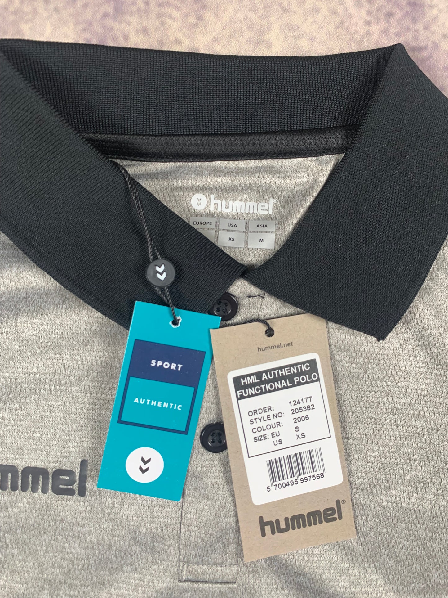 Hummel Poloshirt in Grau
