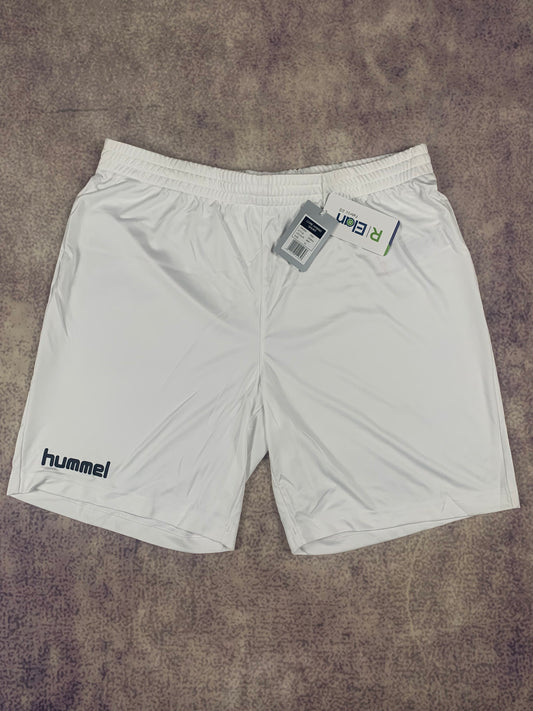 Hummel Shorts in Weiß