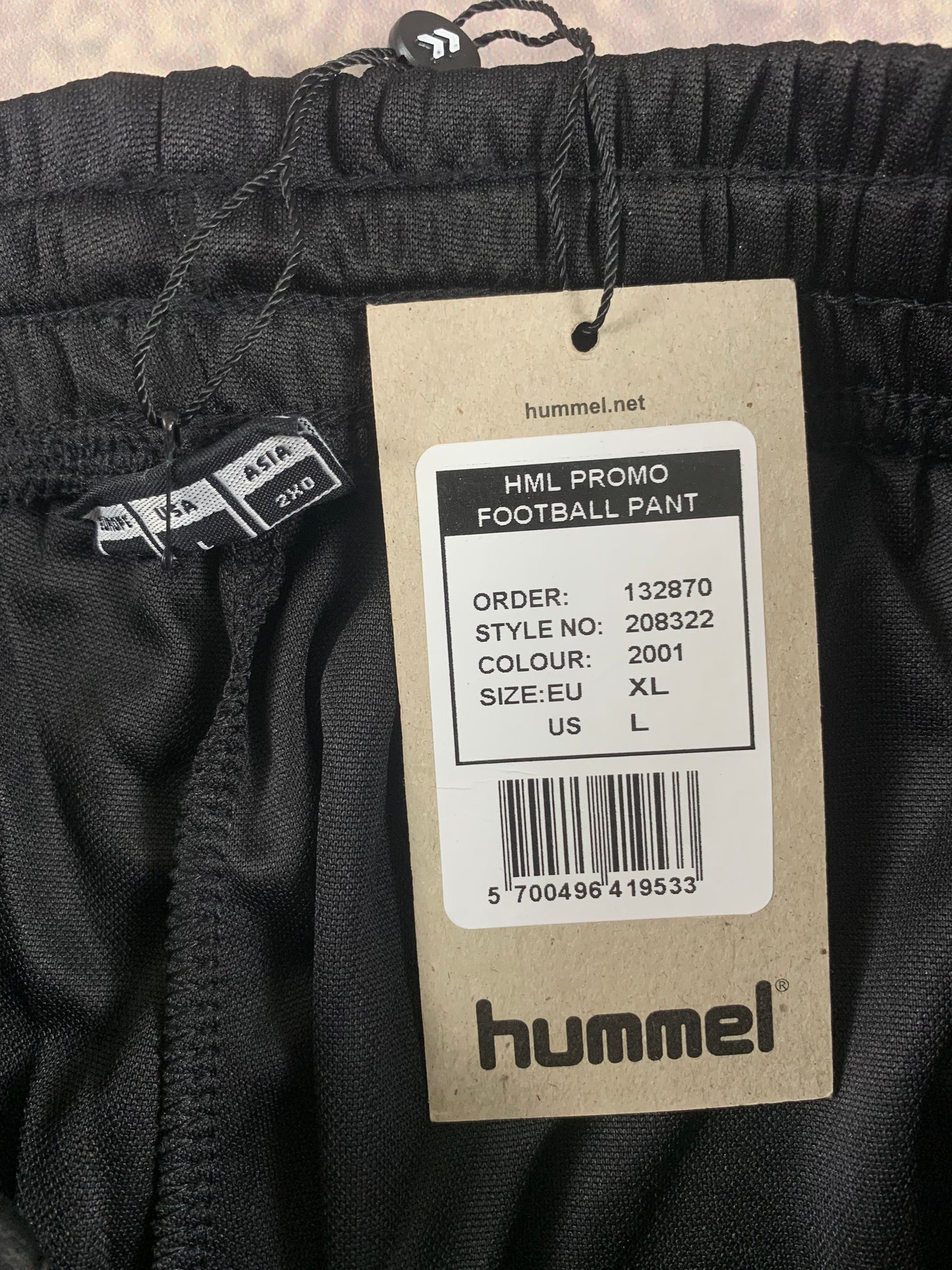 Hummel Trainingshose in Schwarz