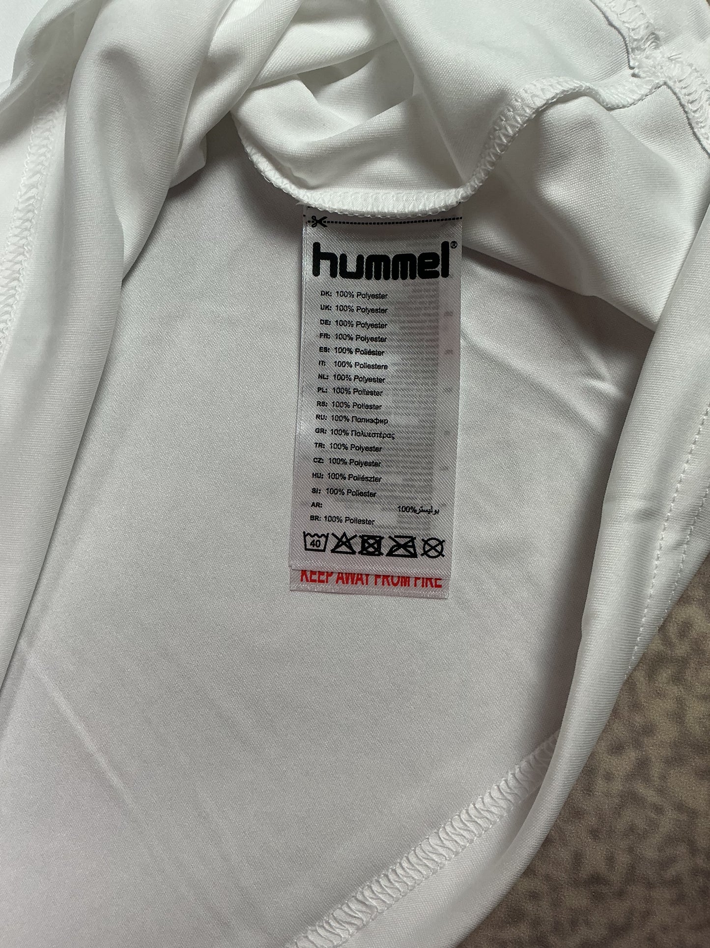 Hummel Trikot in Weiß/Rot