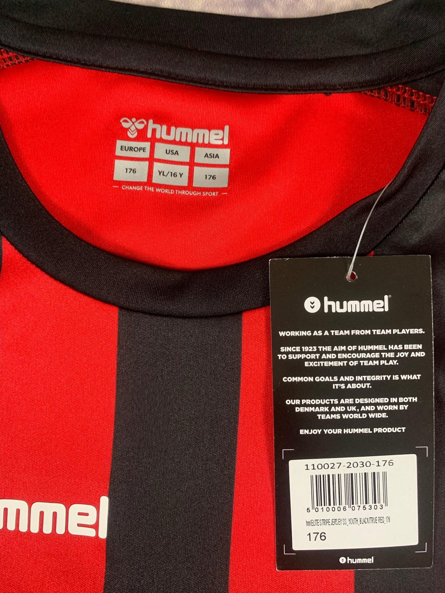Hummel Kinder-Trikot in Rot/Schwarz