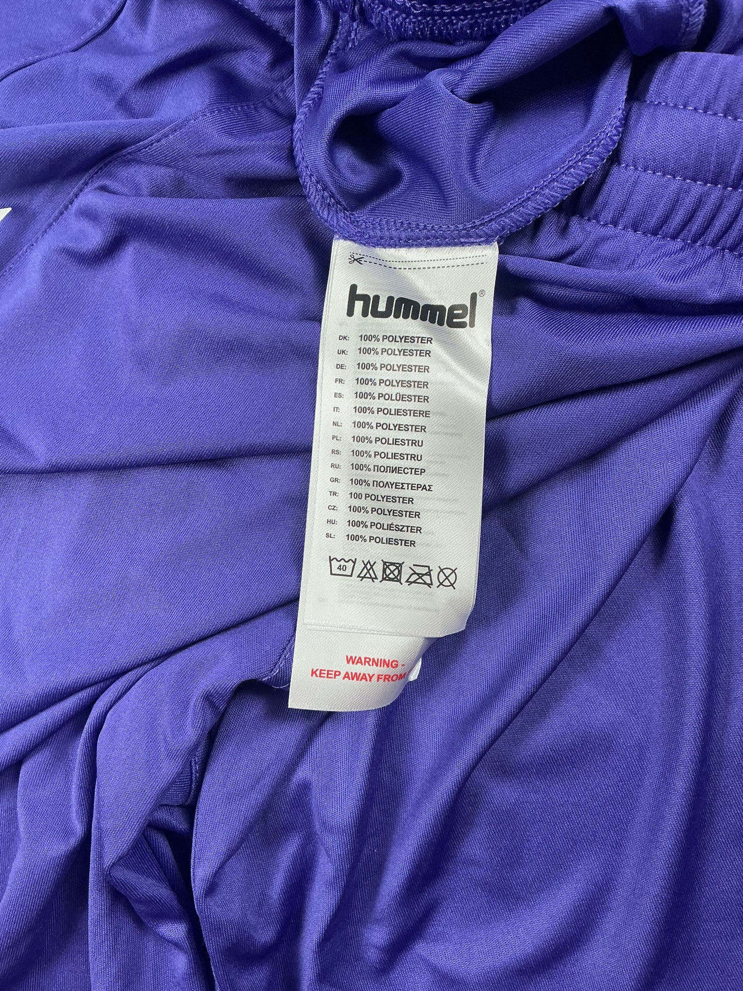 Hummel Kinder-Shorts in Lila/Weiß