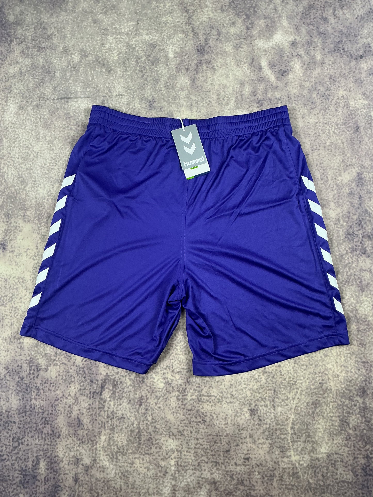 Hummel Kinder-Shorts in Lila/Weiß