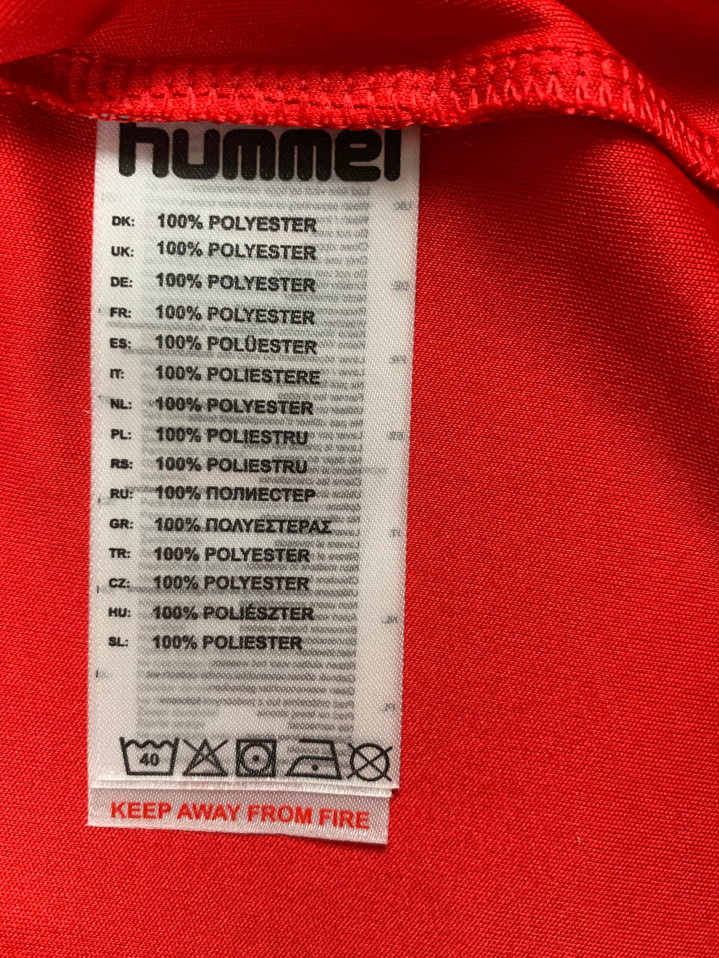 Hummel Trikot in Rot/Schwarz