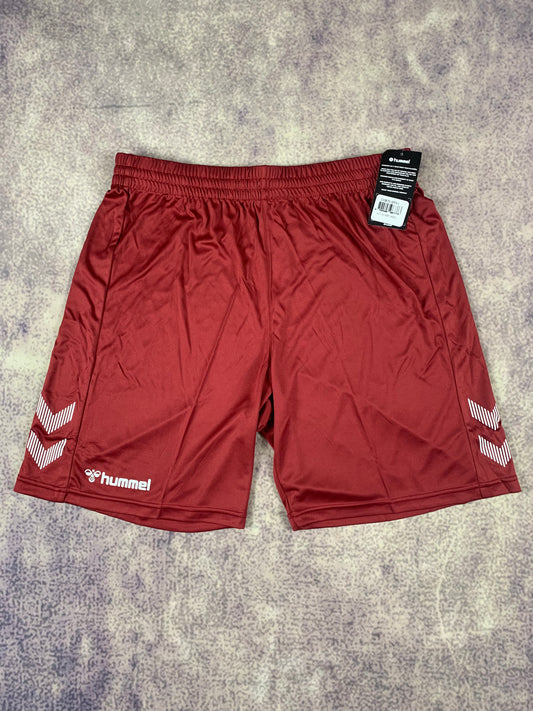 Hummel Shorts in Dunkelrot